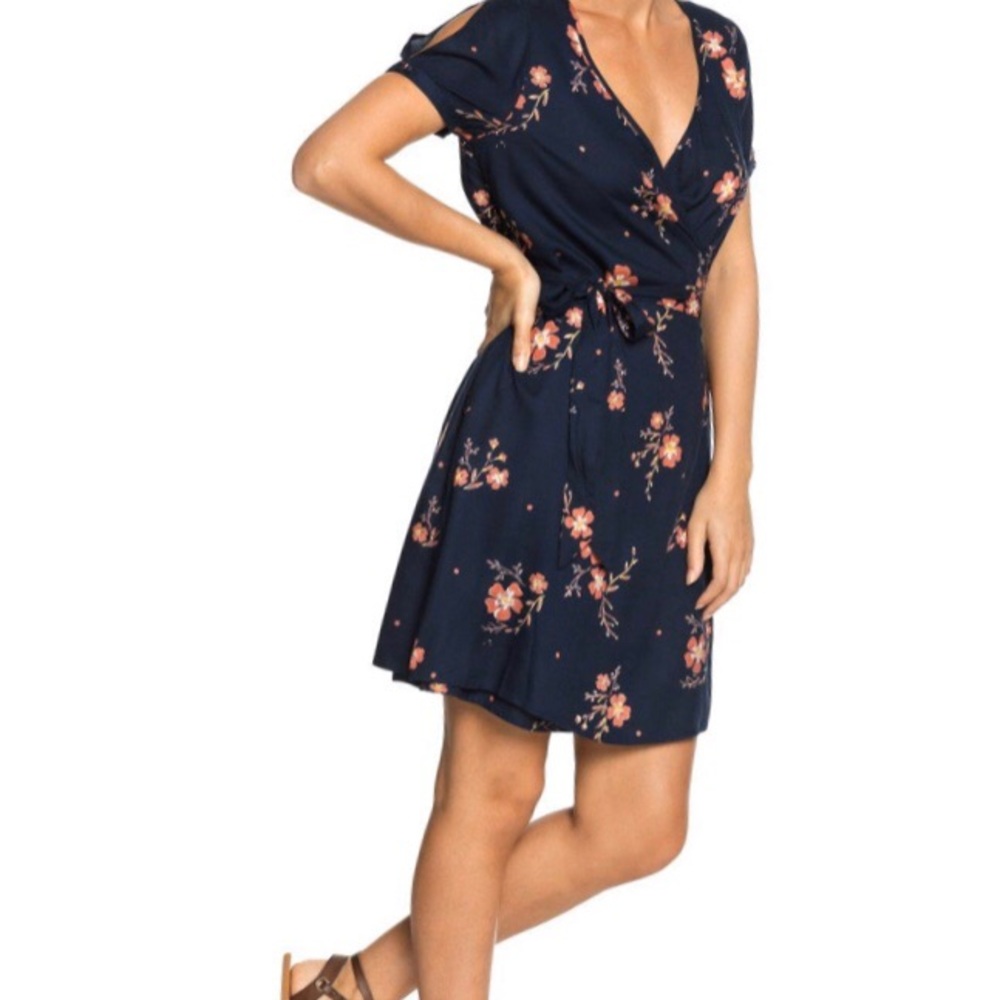 Roxy Dark Blue Floral Wrap Dress NWT